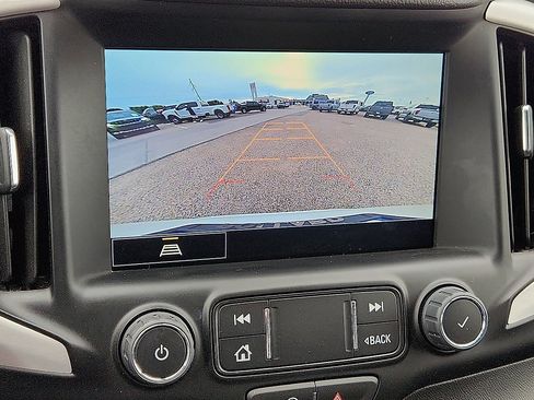 Used 2024 GMC Terrain SLT image 8