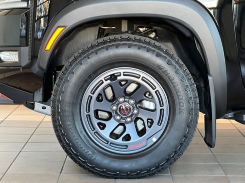 Used 2025 Nissan Frontier PRO-4X w/ Pro Premium Package image 26