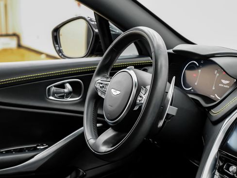 Used 2023 Aston Martin DBX 707 image 16