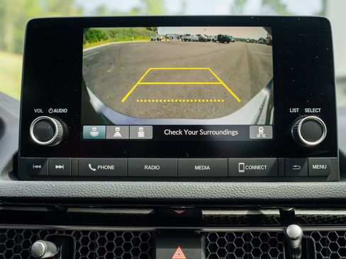 Used 2025 Honda Civic Sport image 31