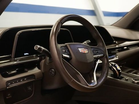 Used 2022 Cadillac Escalade ESV Premium Luxury image 11