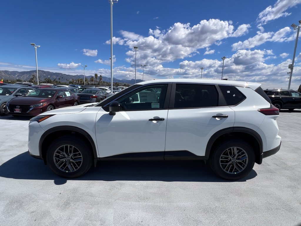 New 2027 Nissan Rogue S FWD image 3