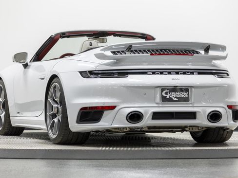 Used 2022 Porsche 911 Turbo S image 8