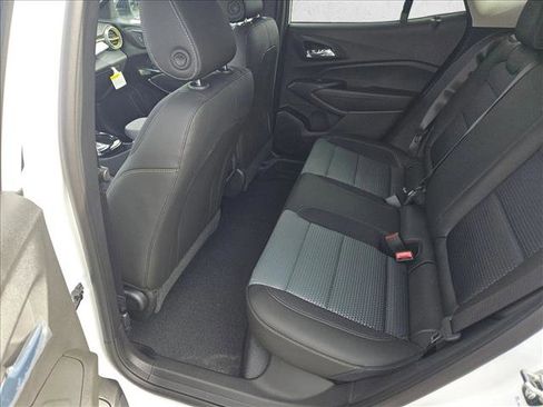 New 2026 Chevrolet Trax LT w/ Driver Confidence Package image 15