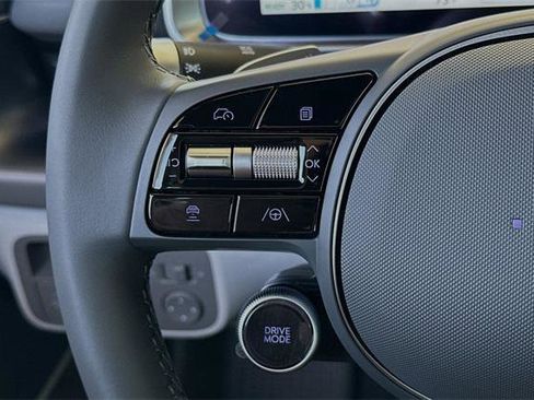 New 2025 Hyundai Ioniq 6 SEL image 28