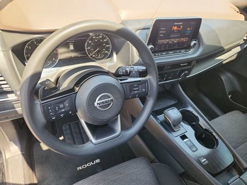 Used 2021 Nissan Rogue S FWD image 10