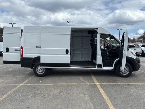Used 2023 RAM ProMaster 2500 image 10