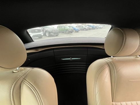 Used 2004 Ford Thunderbird image 11