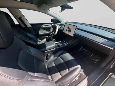 Used 2022 Tesla Model 3 Long Range image 35