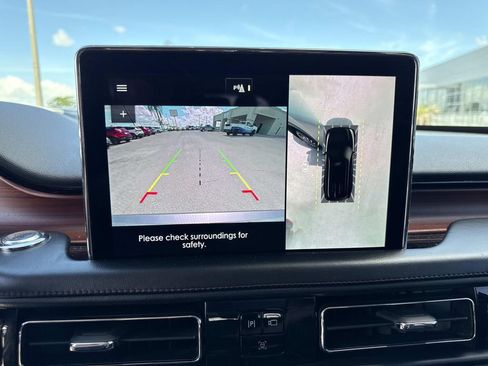 Certified 2022 Lincoln Aviator Reserve AWD/4WD image 24