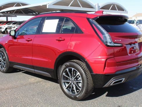 Used 2025 Cadillac XT4 Sport image 7