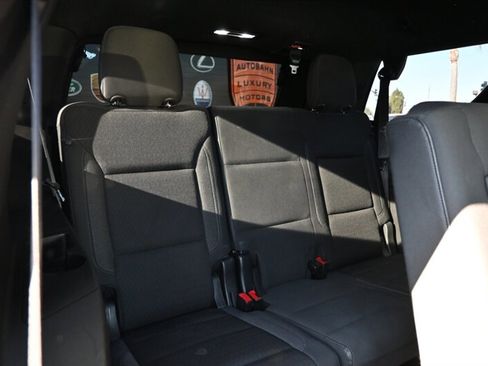 Used 2022 GMC Yukon SLE AWD/4WD image 47