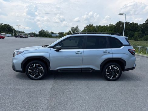 Used 2025 Subaru Forester Limited w/ Popular Package #1 AWD/4WD image 2