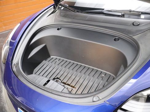 Used 2022 Tesla Model 3 image 11