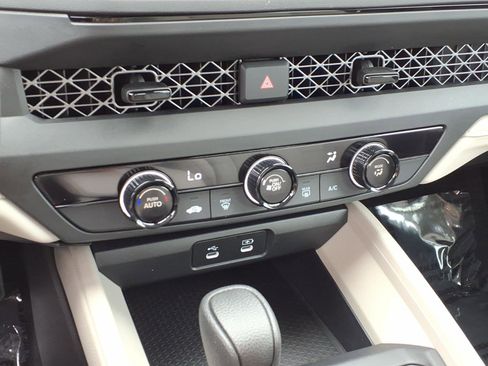 Certified 2024 Honda Accord LX image 19