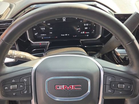 Certified 2026 GMC Sierra 1500 SLT AWD/4WD image 21