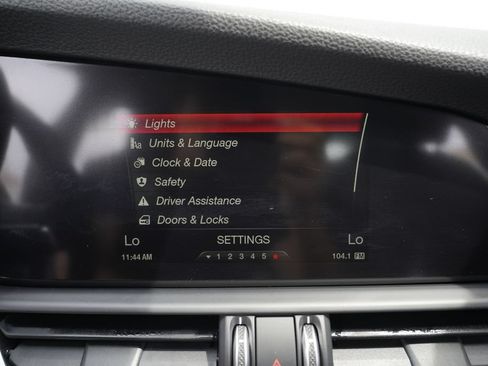 Used 2017 Alfa Romeo Giulia AWD image 55