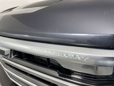 Used 2024 Chevrolet Silverado 1500 High Country w/ Technology Package image 31