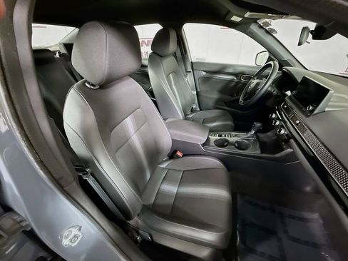 Used 2023 Honda Civic Sport image 29