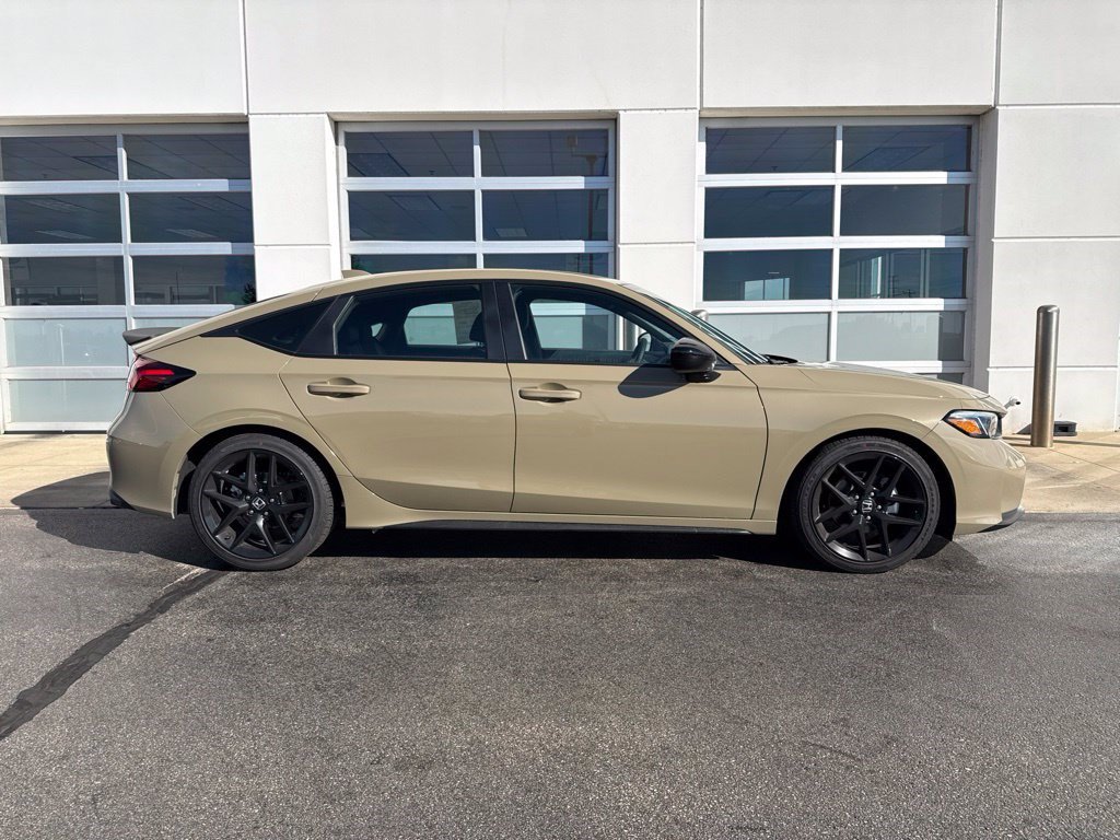 Used 2026 Honda Civic Sport image 3