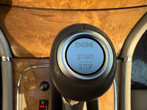 Used 2008 Mercedes-Benz E 350 4MATIC Sedan image 31