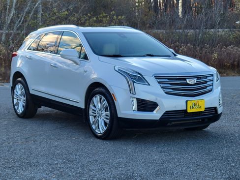 Used 2019 Cadillac XT5 Premium Luxury image 3