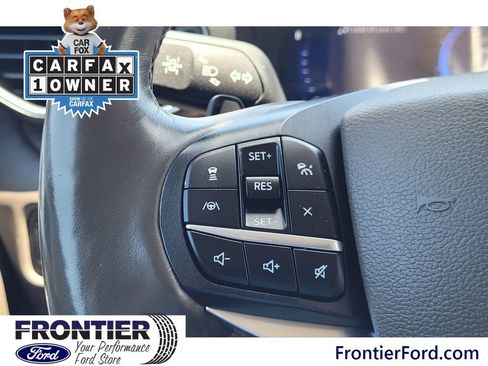 Used 2020 Ford Explorer Platinum w/ Premium Technology Package AWD/4WD image 16