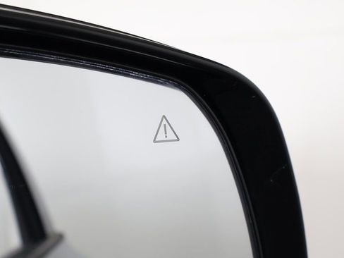 Used 2022 Kia Sorento EX w/ Panoramic Sunroof Package FWD image 39