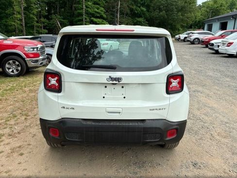 Used 2022 Jeep Renegade Sport AWD/4WD image 8