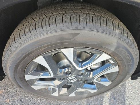 New 2026 Honda HR-V EX-L image 16