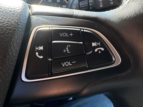 Used 2018 Ford EcoSport SE w/ SE Cold Weather Package FWD image 29