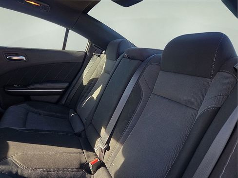 Used 2022 Dodge Charger SXT image 18