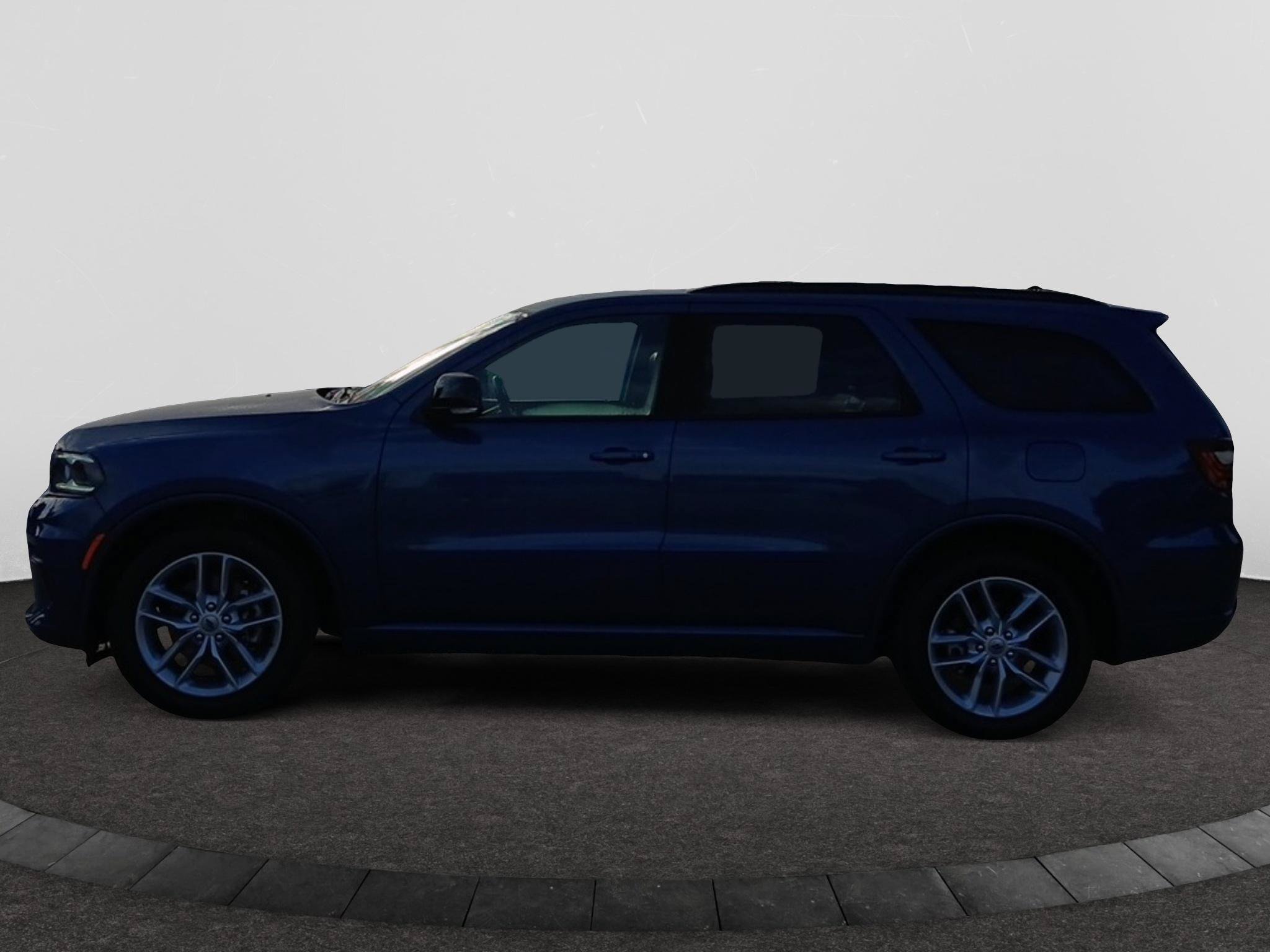 Used 2024 Dodge Durango GT RWD image 4