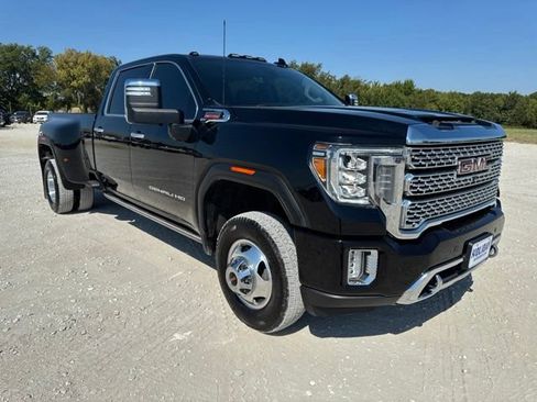 Used 2023 GMC Sierra 3500 Denali w/ Denali Ultimate Package AWD/4WD image 8