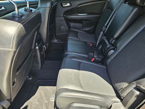 Used 2020 Dodge Journey Crossroad FWD image 20