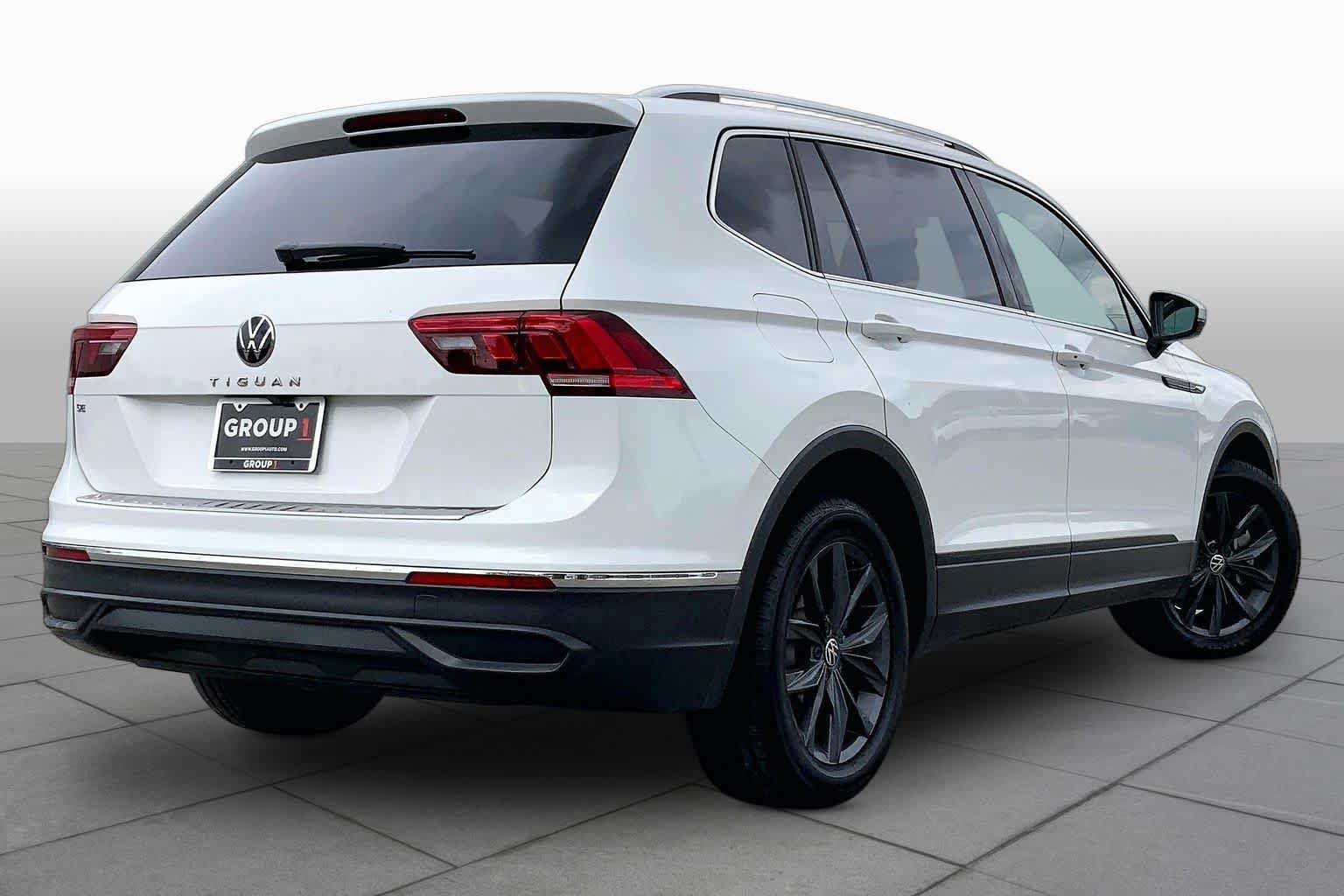 Used 2022 Volkswagen Tiguan SE FWD image 24