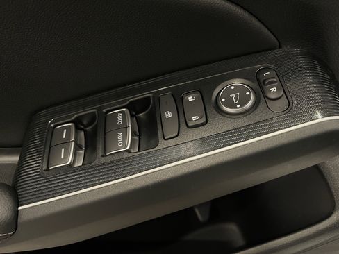 Used 2025 Honda Civic Sport image 12