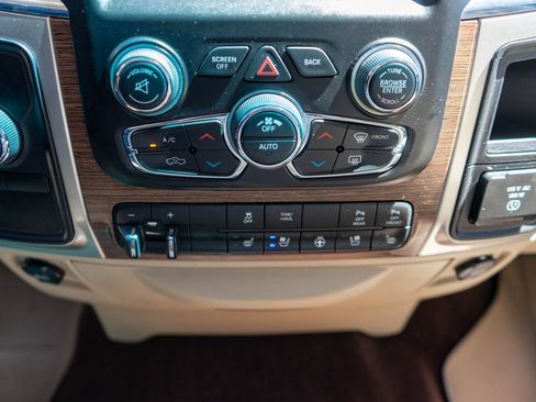 Used 2017 RAM 2500 Laramie AWD/4WD image 24