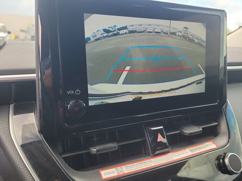 Used 2025 Toyota Corolla LE FWD image 25