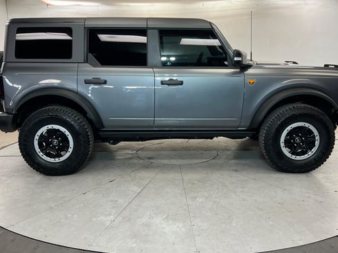 Used 2025 Ford Bronco Badlands AWD/4WD image 6