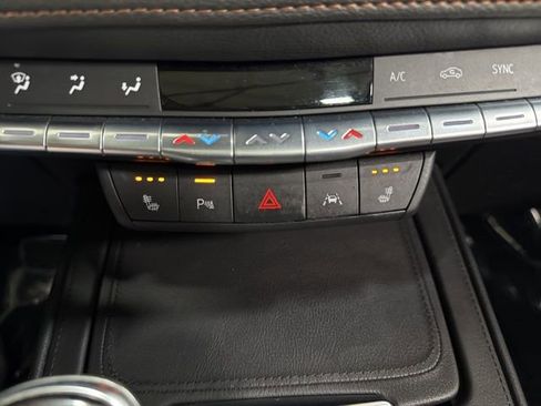 Used 2023 Cadillac XT4 Sport image 22