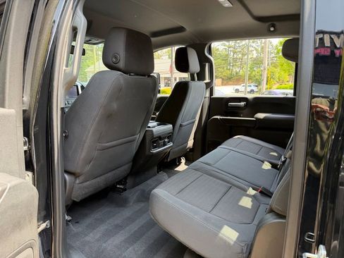 Used 2020 Chevrolet Silverado 2500 LT w/ Convenience Package image 30