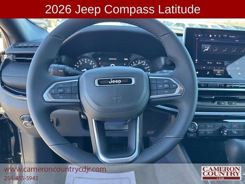 New 2026 Jeep Compass Latitude image 11