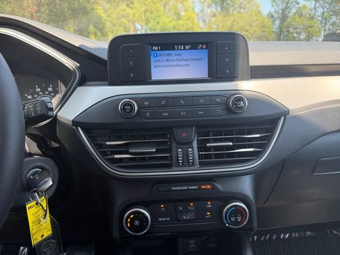 Used 2022 Ford Escape S image 23