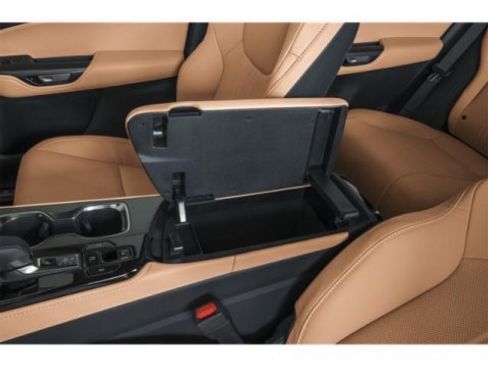 Used 2025 Lexus NX 250 FWD w/ Accessory Package (Z1) image 13