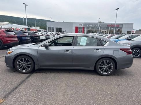 Used 2018 Nissan Altima 2.5 SR w/ SR Special Edition FWD image 8