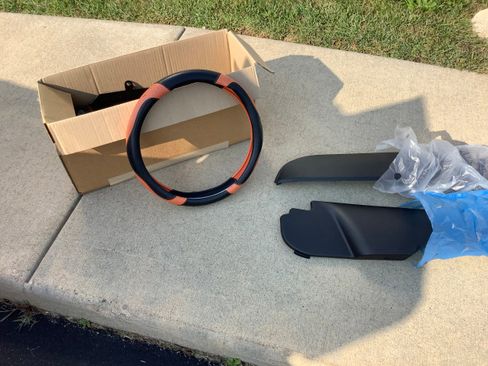 Used 2021 Ford Mustang Convertible w/ Equipment Group 101A image 13