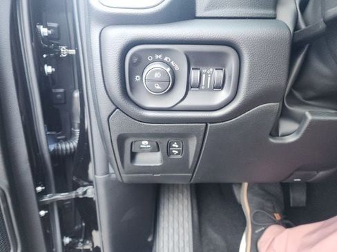New 2026 RAM 1500 Big Horn AWD/4WD image 17