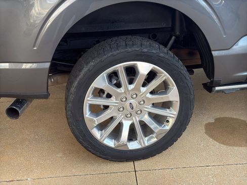 Used 2021 Ford F150 Limited image 6