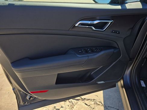 New 2026 Kia Sportage SX AWD/4WD image 18